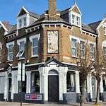 Forest Gate Hotel